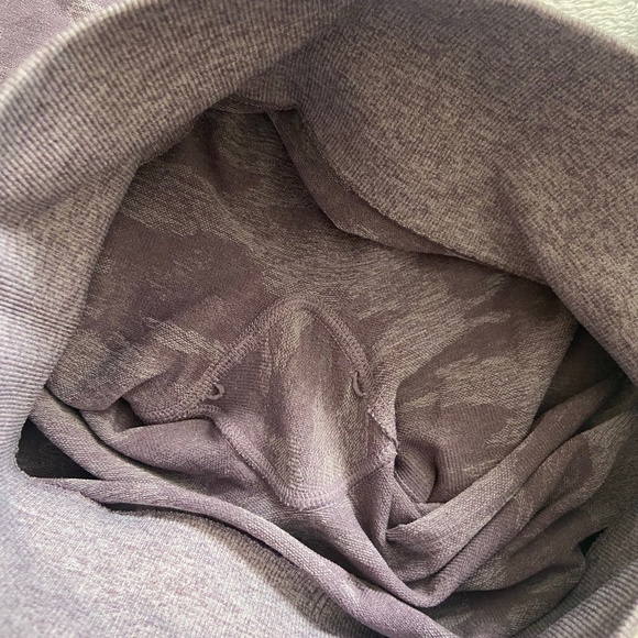 Gymshark OG Camo Leggings Lavendar - Picture 6 of 7